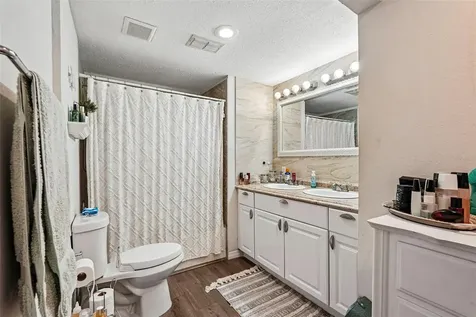 603 60th Avenue W Bradenton FL 34207