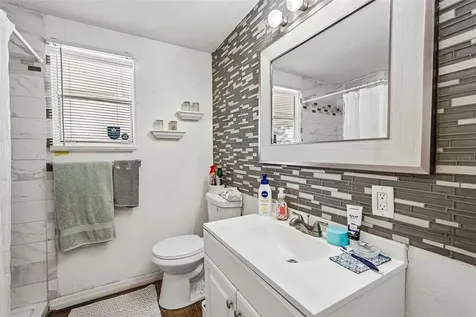 603 60th Avenue W Bradenton FL 34207