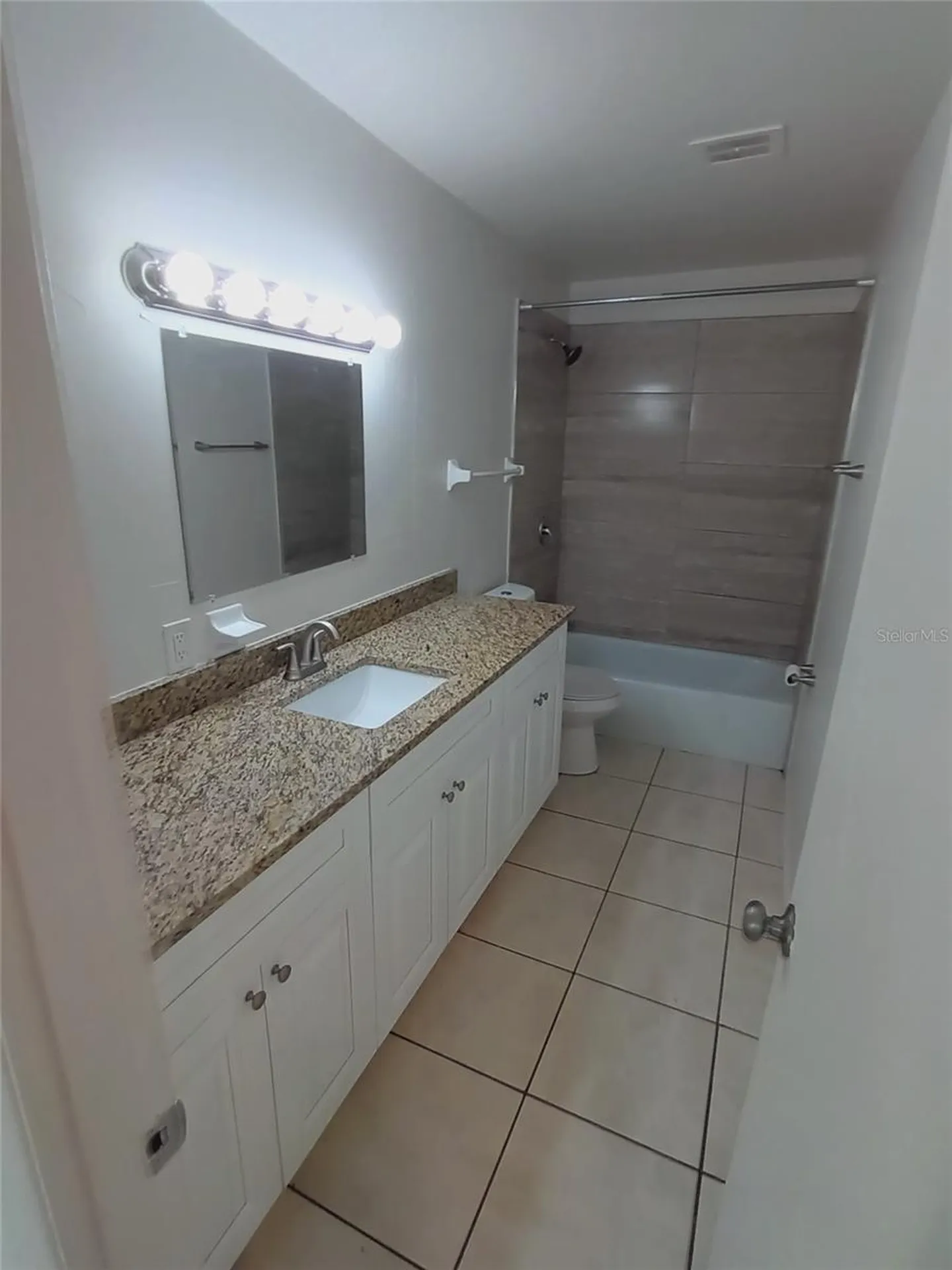 2008 48th Avenue W Bradenton FL 34207