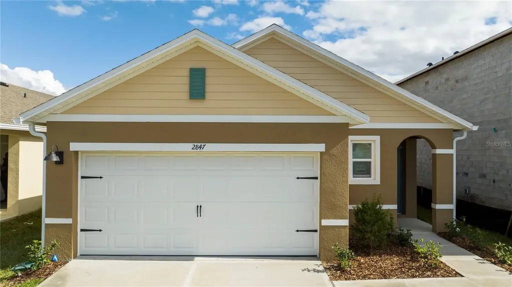 2847 Common Crane Court Harmony FL 34773