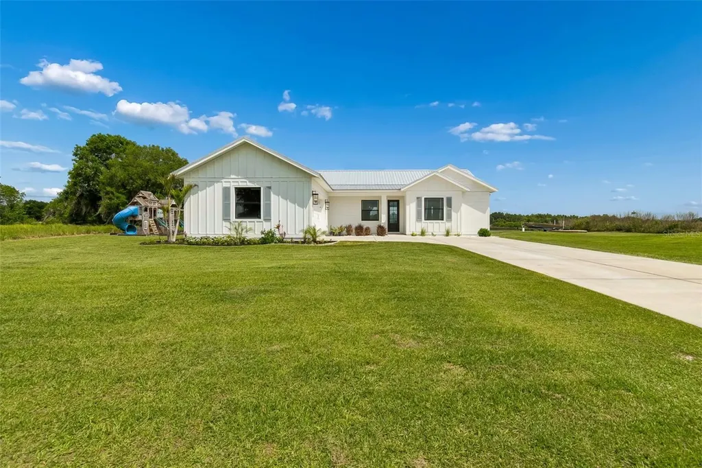 1980 Old Brewster Road Fort Meade FL 33841