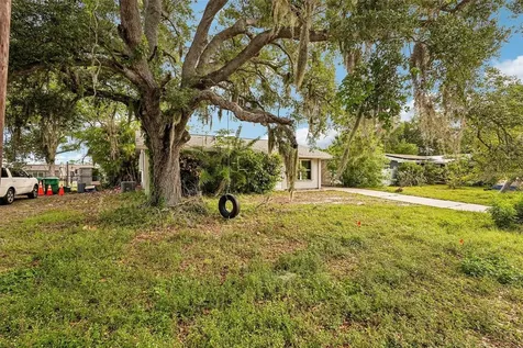 838 Cordele Avenue NW Port Charlotte FL 33948
