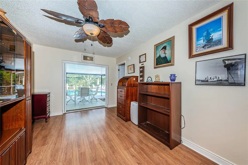 6804 Seafairer Drive Tampa FL 33615