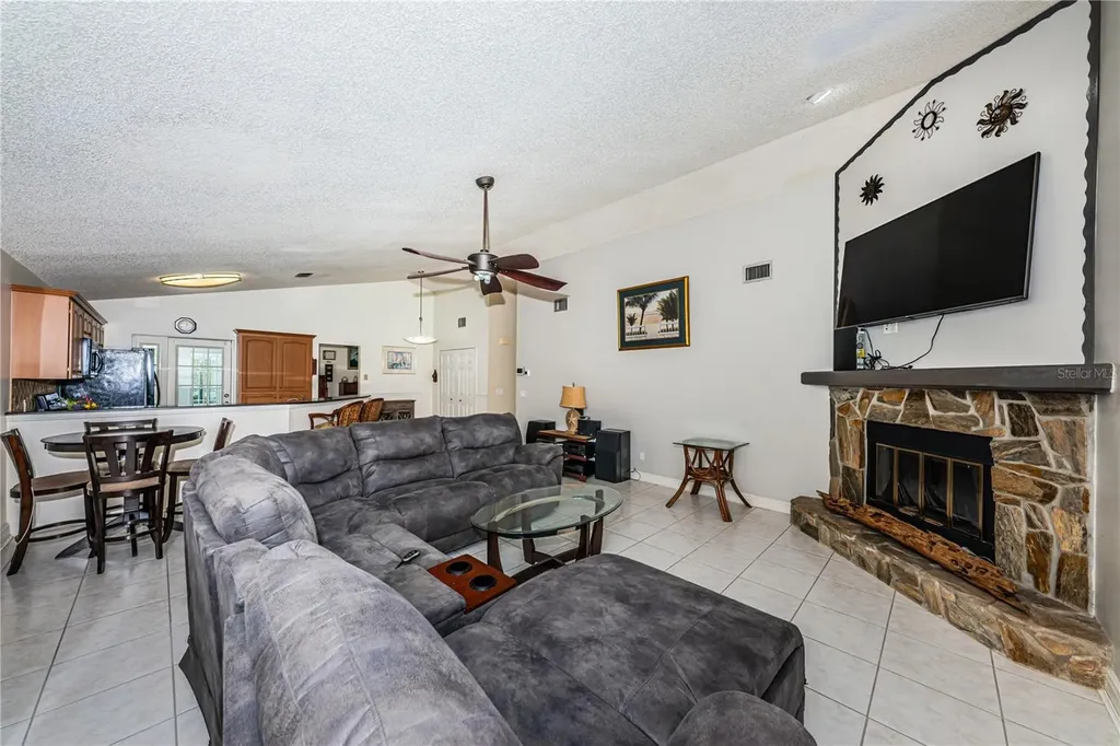 6804 Seafairer Drive Tampa FL 33615