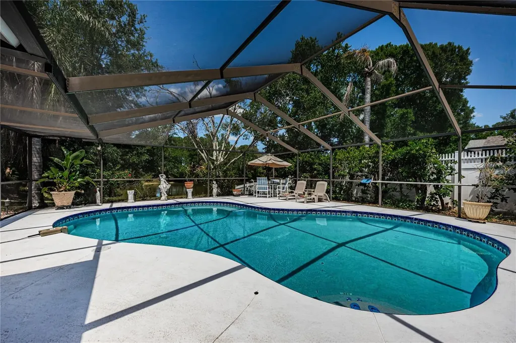 6804 Seafairer Drive Tampa FL 33615