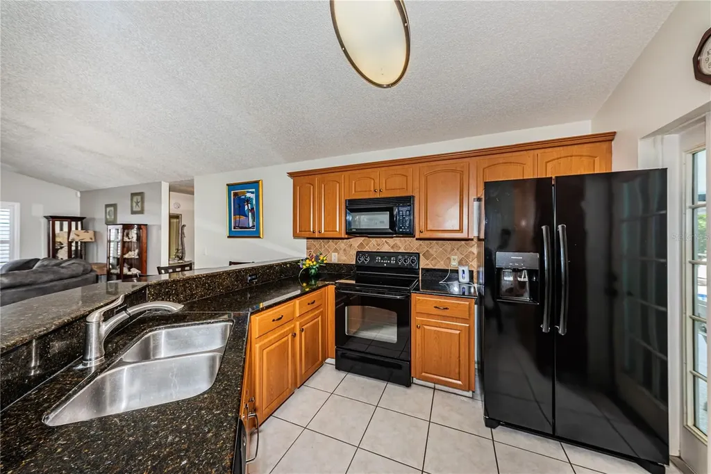 6804 Seafairer Drive Tampa FL 33615
