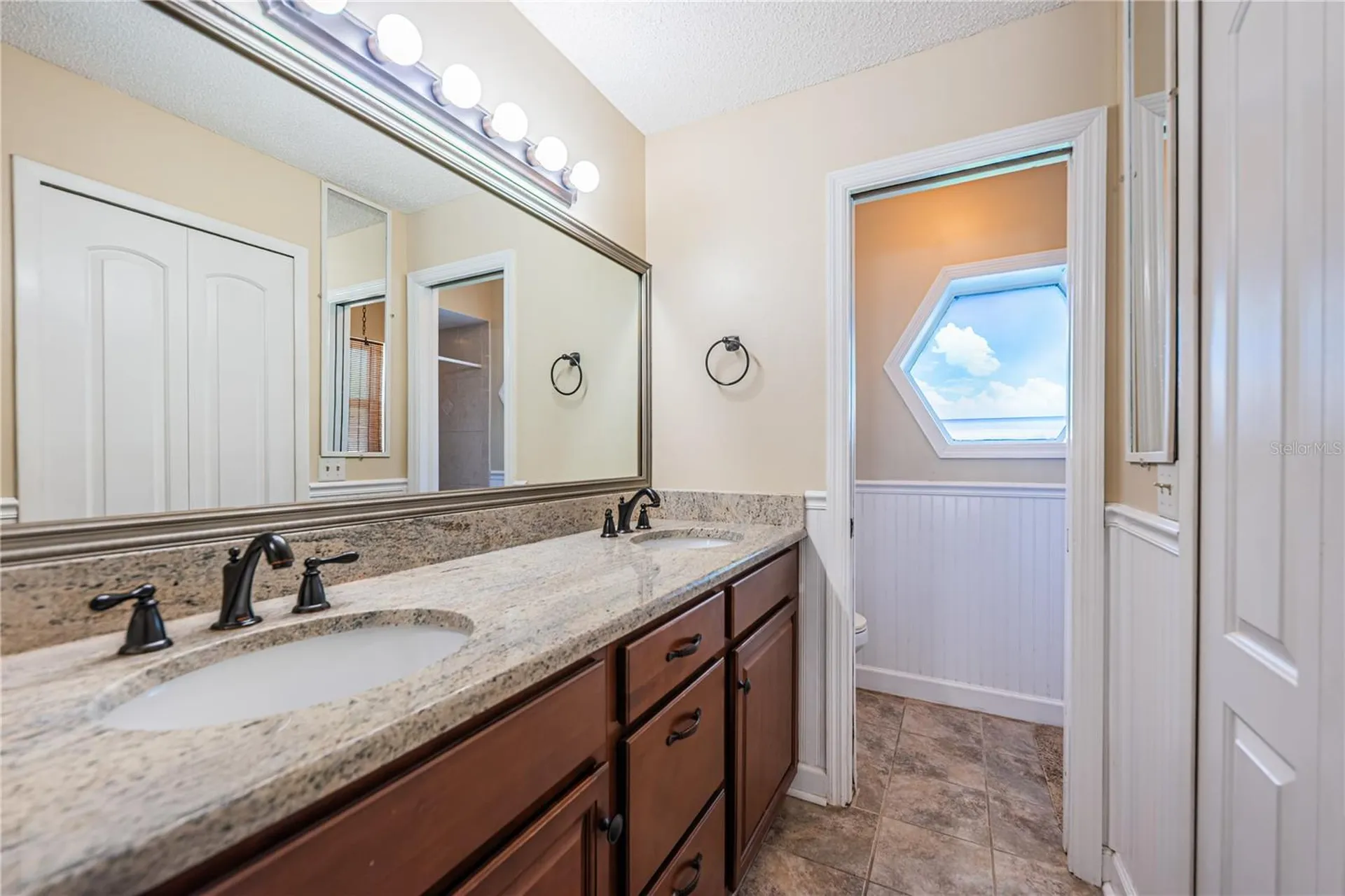 6804 Seafairer Drive Tampa FL 33615