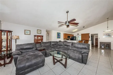 6804 Seafairer Drive Tampa FL 33615