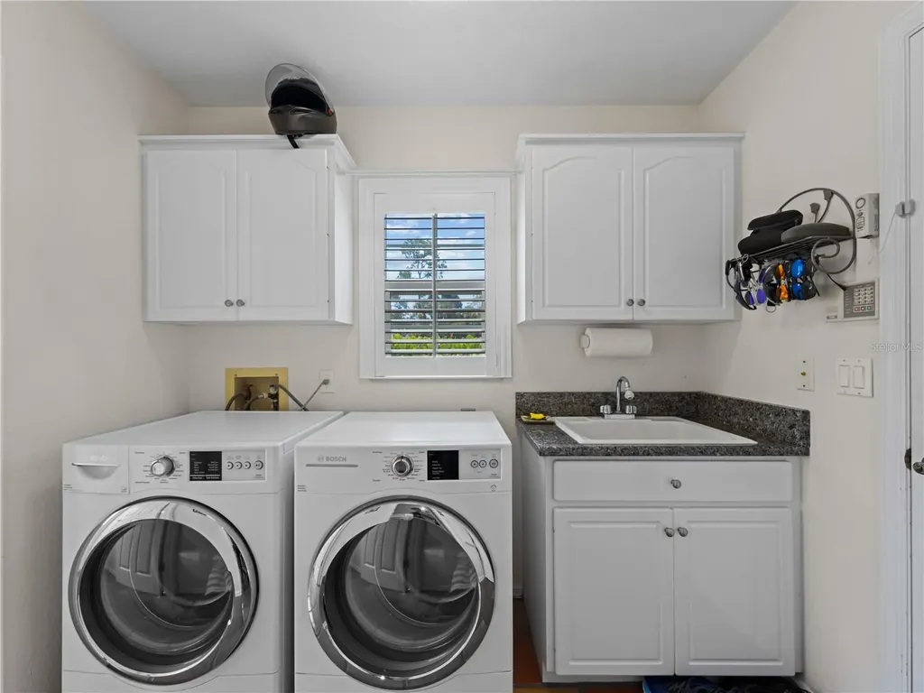 1981 Bayshore Drive Englewood FL 34223