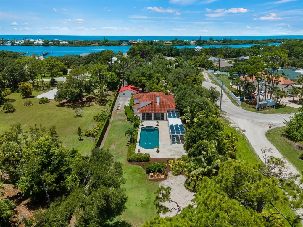 1981 Bayshore Drive Englewood FL 34223