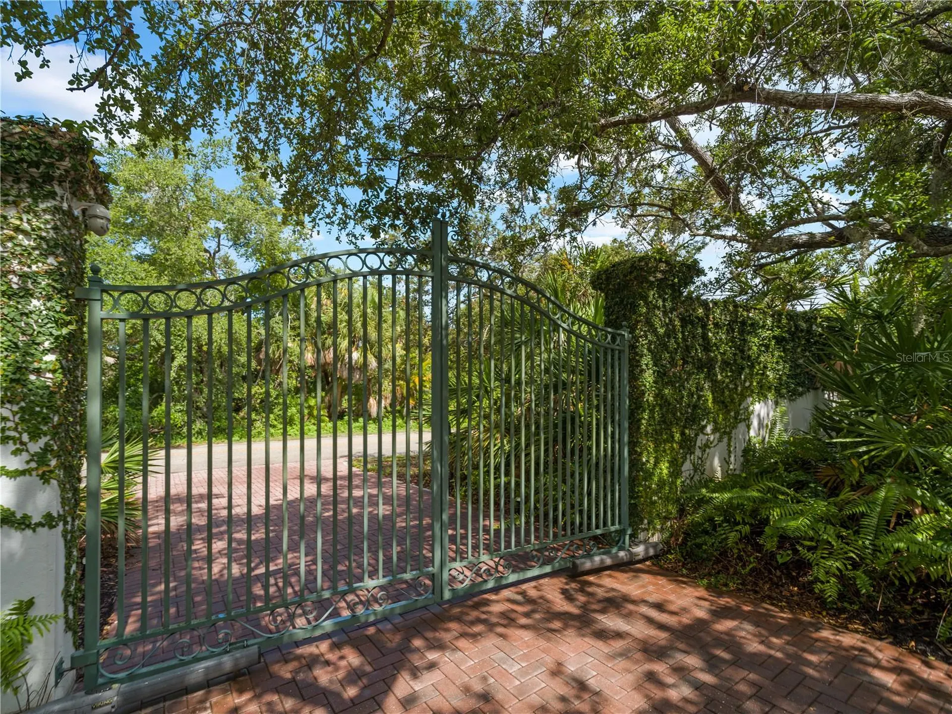 1981 Bayshore Drive Englewood FL 34223