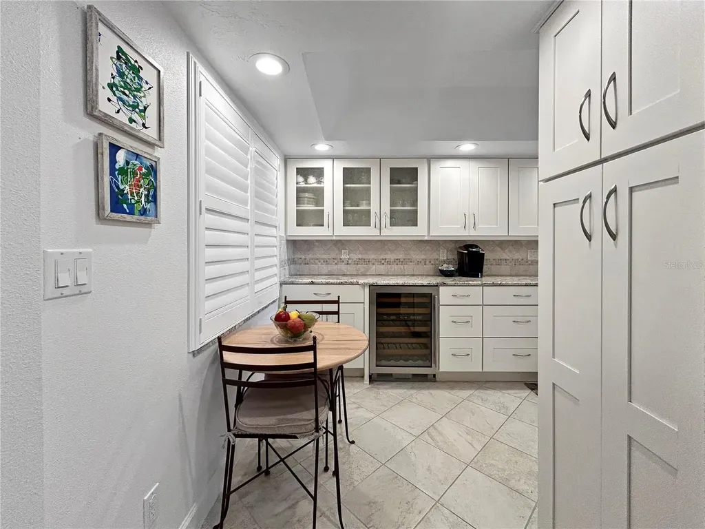 4325 Gulf Of Mexico Drive Longboat Key FL 34228