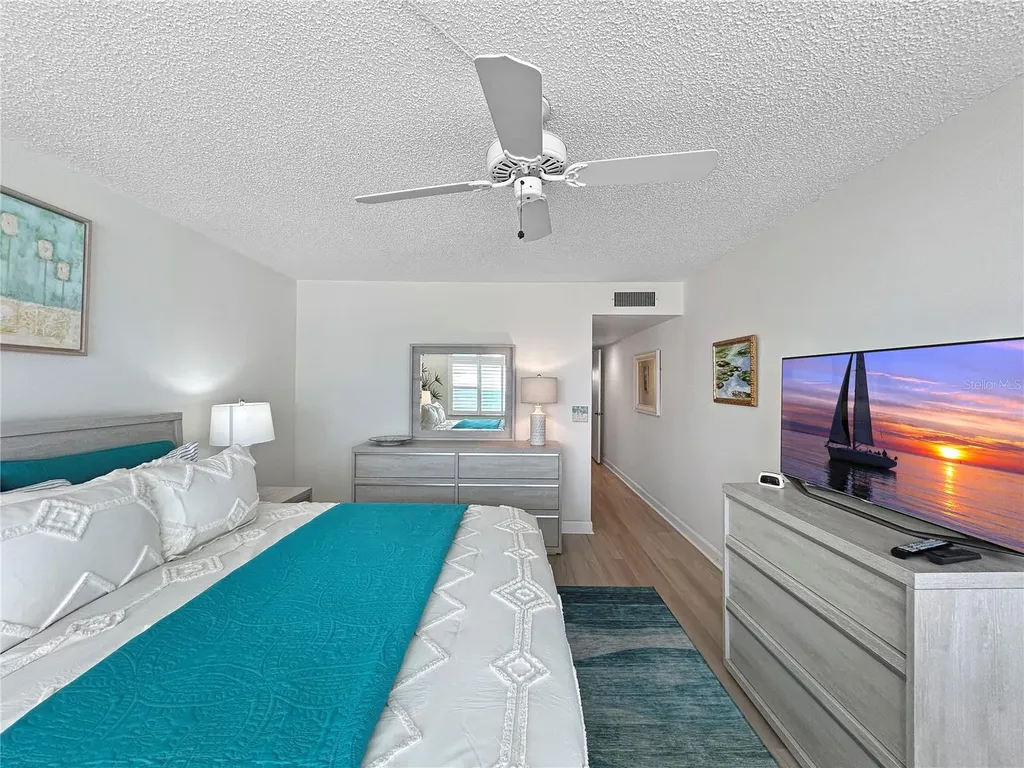 4325 Gulf Of Mexico Drive Longboat Key FL 34228