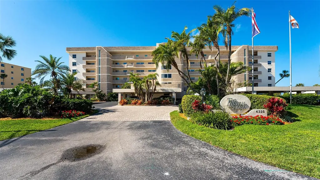 4325 Gulf Of Mexico Drive Longboat Key FL 34228