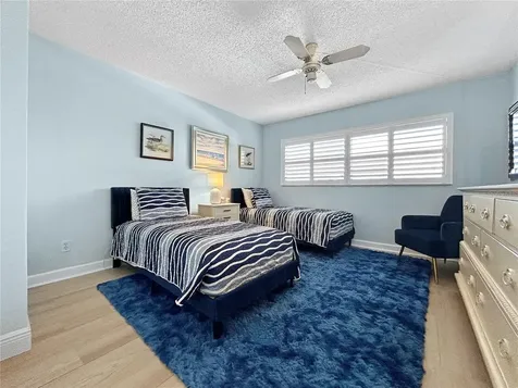 4325 Gulf Of Mexico Drive Longboat Key FL 34228