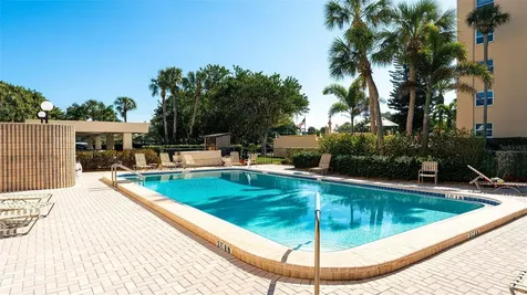4325 Gulf Of Mexico Drive Longboat Key FL 34228
