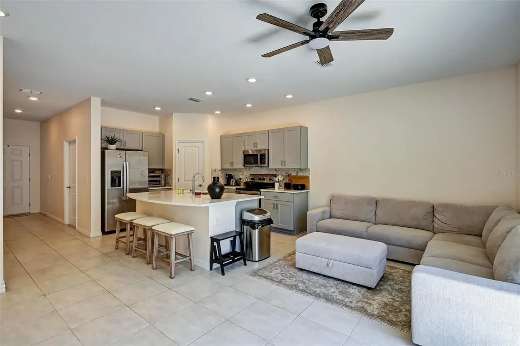 1414 Anchor Bend Way Kissimmee FL 34746
