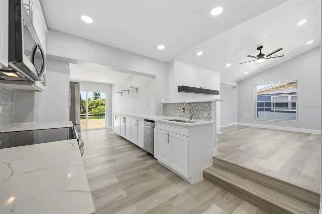 13615 Garris Drive Hudson FL 34667