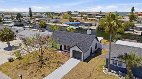 13615 Garris Drive Hudson FL 34667