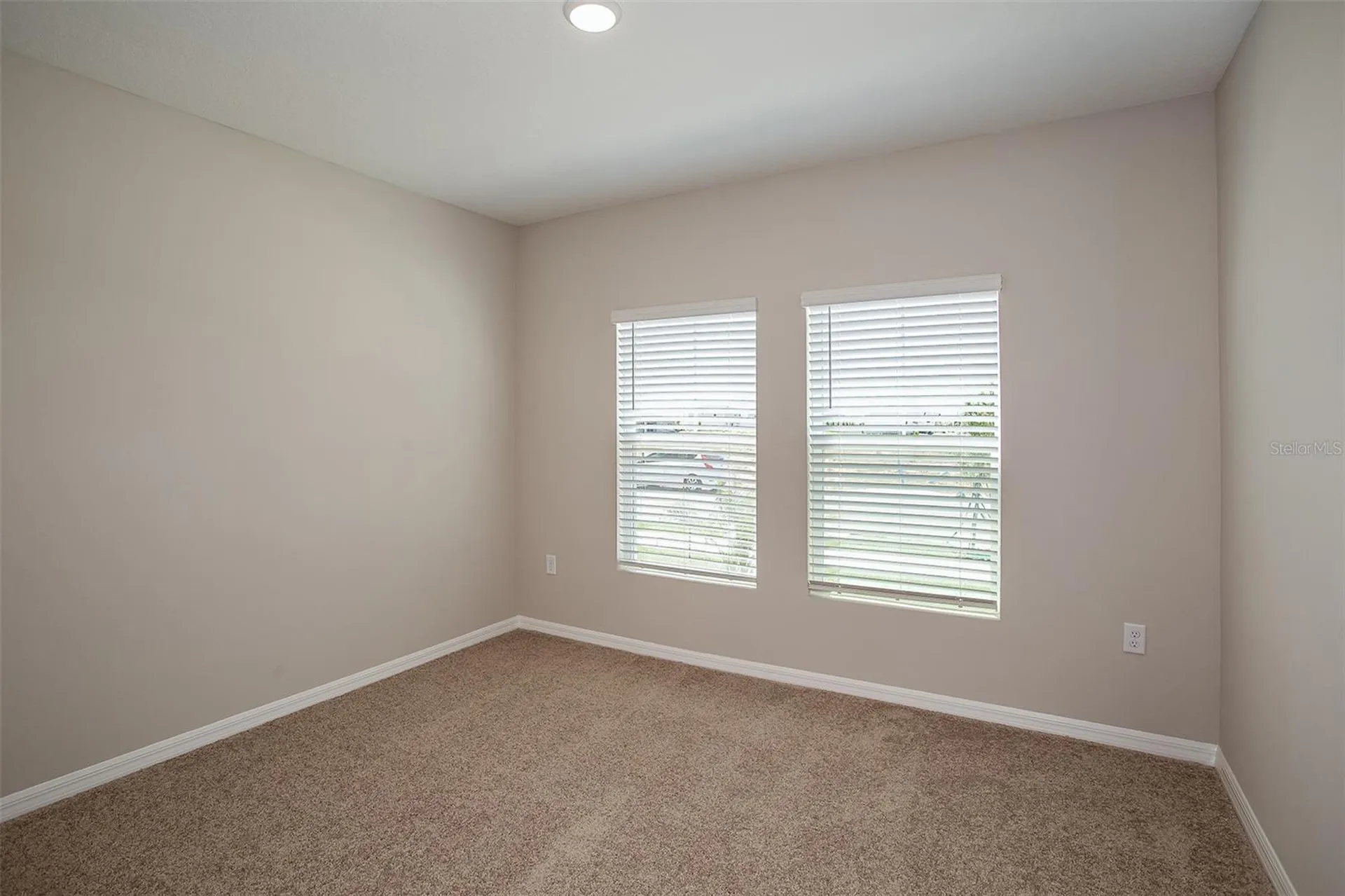 4159 River Beacon Boulevard Davenport FL 33837