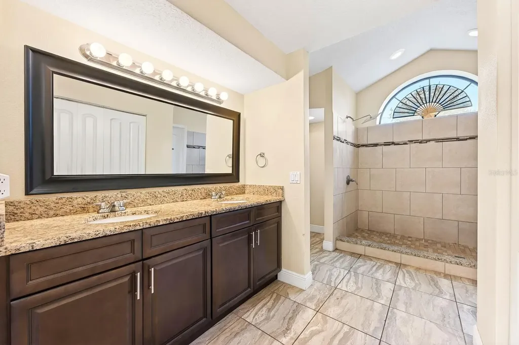 669 Deauville Court Kissimmee FL 34758