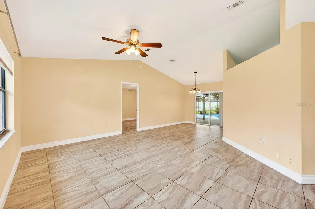 669 Deauville Court Kissimmee FL 34758