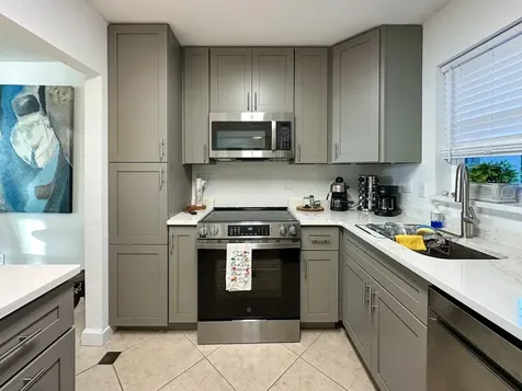 7920 Sun Island Drive S South Pasadena FL 33707