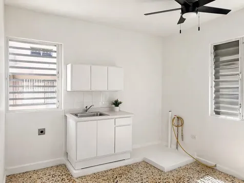 42 Calle Maestre Esq. De Diego Cidra PR 00739