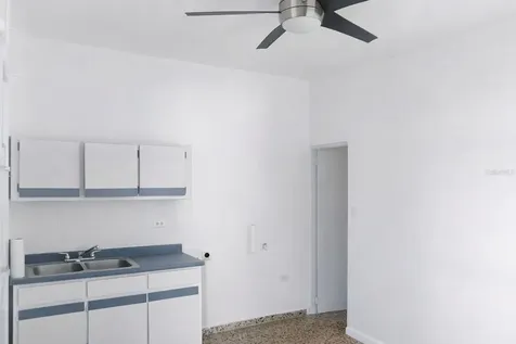42 Calle Maestre Esq. De Diego Cidra PR 00739