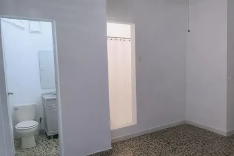 42 Calle Maestre Esq. De Diego Cidra PR 00739
