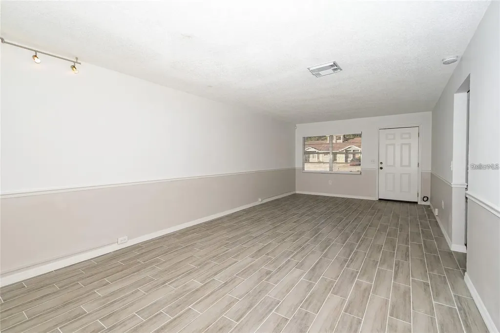 1267 Woodman Way Orlando FL 32818