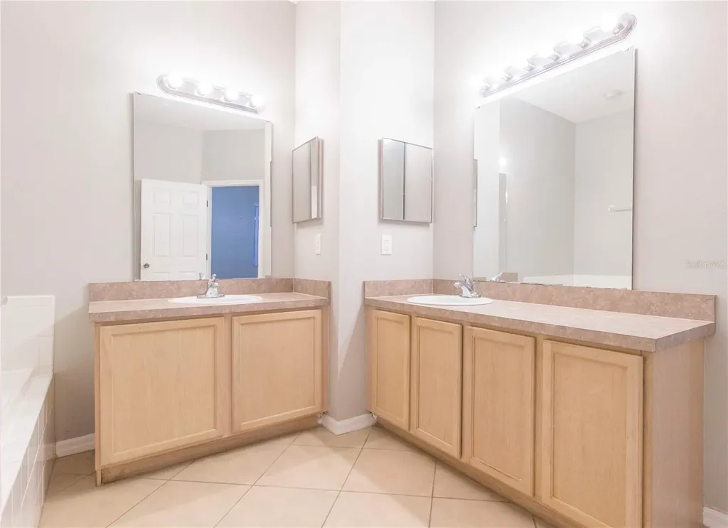 2375 Topaz Trail Kissimmee FL 34743