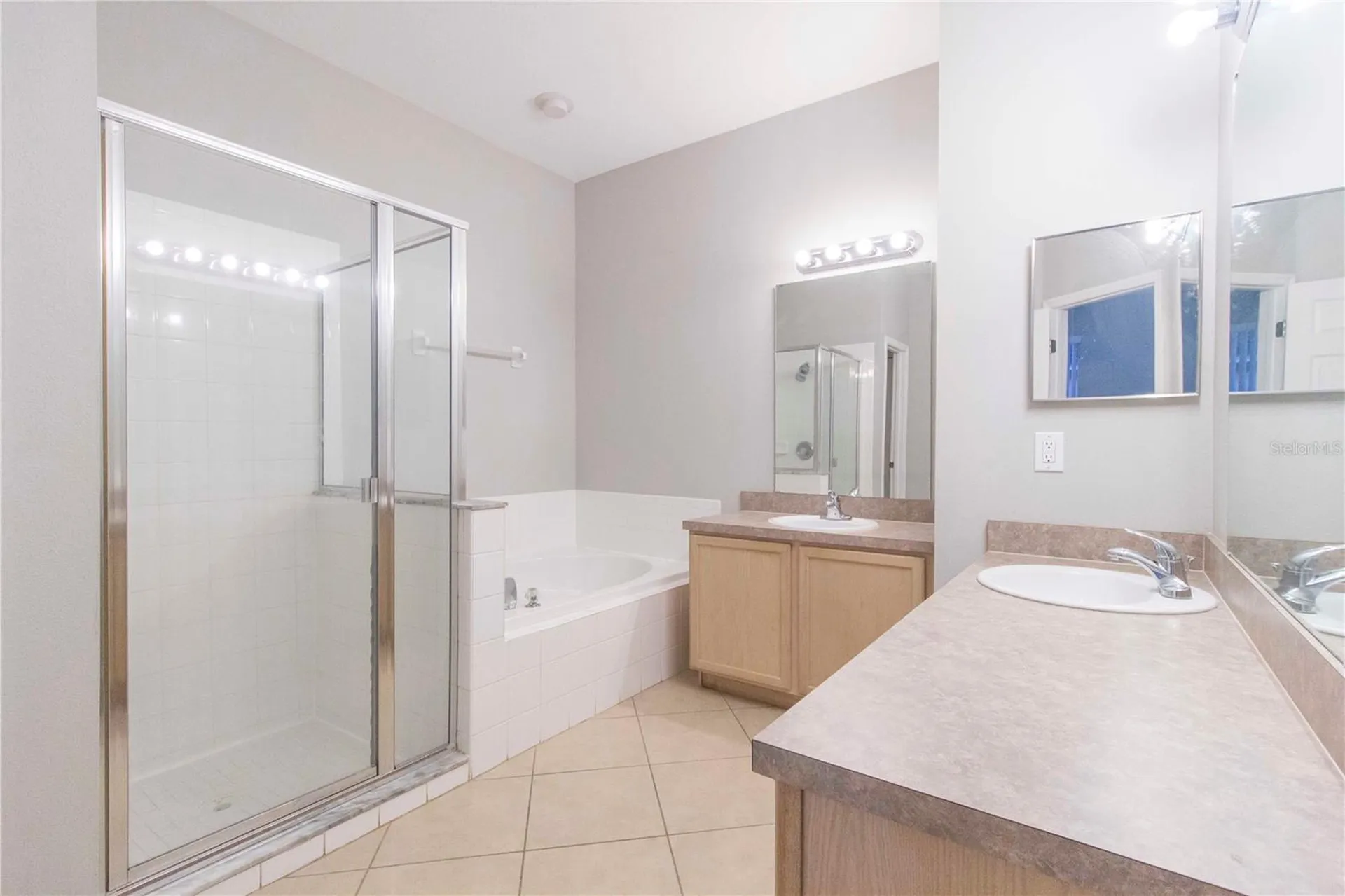 2375 Topaz Trail Kissimmee FL 34743