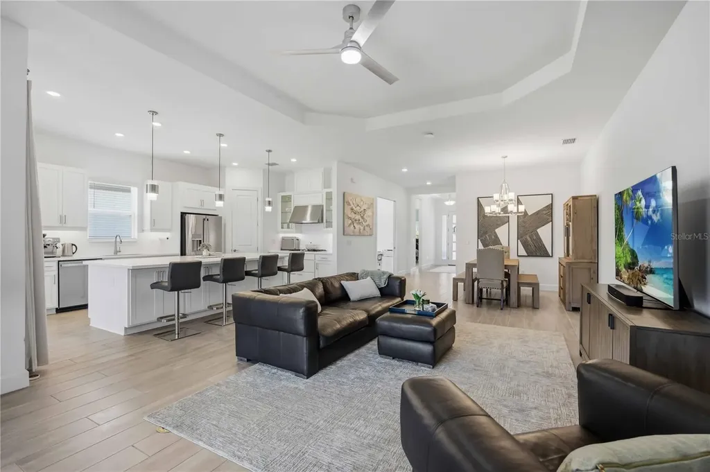 10116 Silent Night Lane Sarasota FL 34241