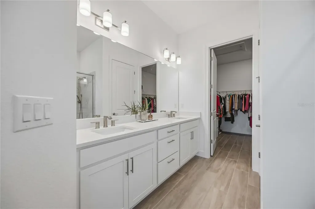 10116 Silent Night Lane Sarasota FL 34241