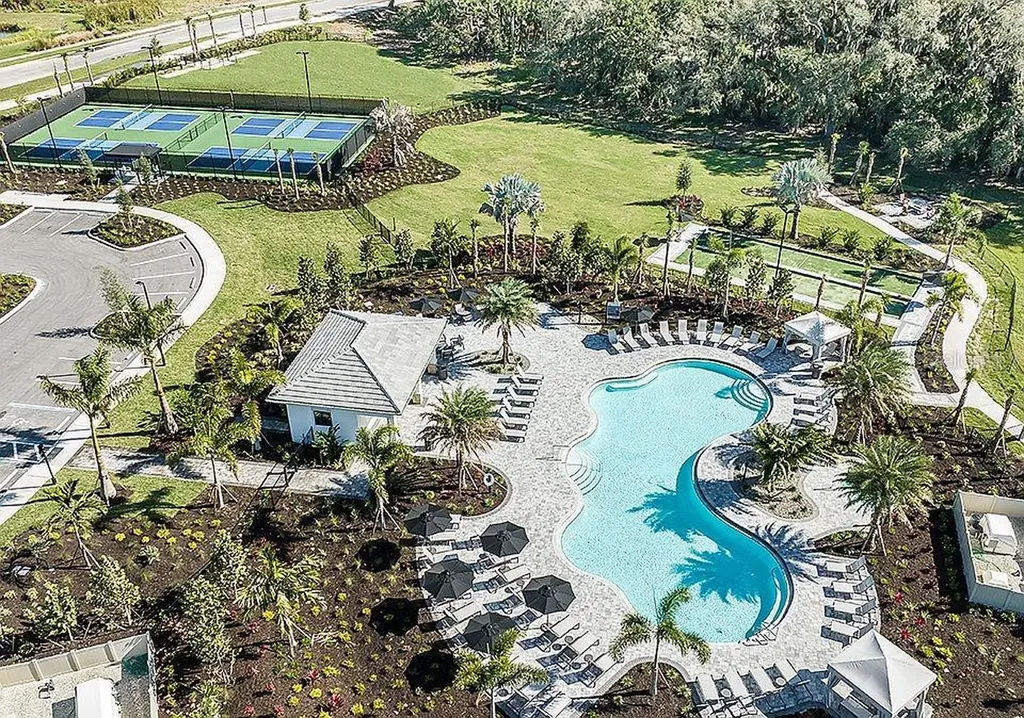 10116 Silent Night Lane Sarasota FL 34241