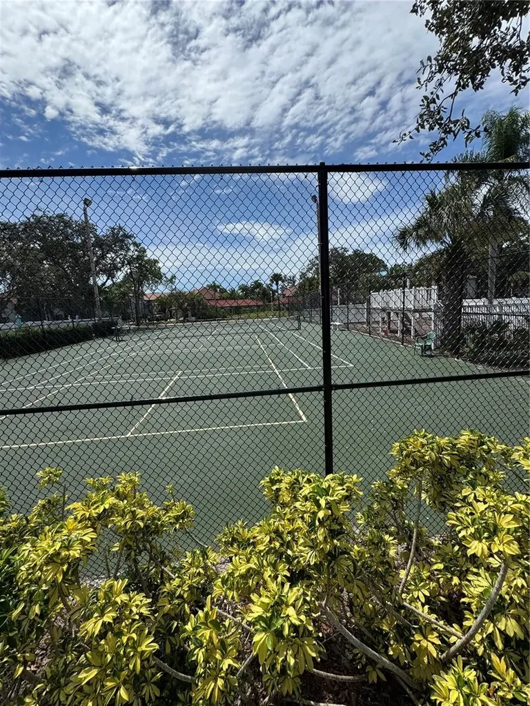 4457 W 45th Avenue Bradenton FL 34210