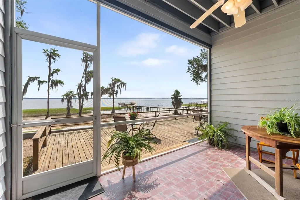 21134 NE 101st Avenue Earleton FL 32631