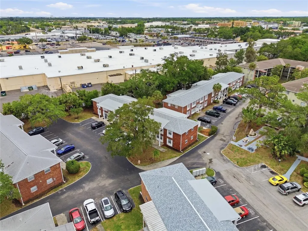 4507 9th Street W. Bradenton FL 34207