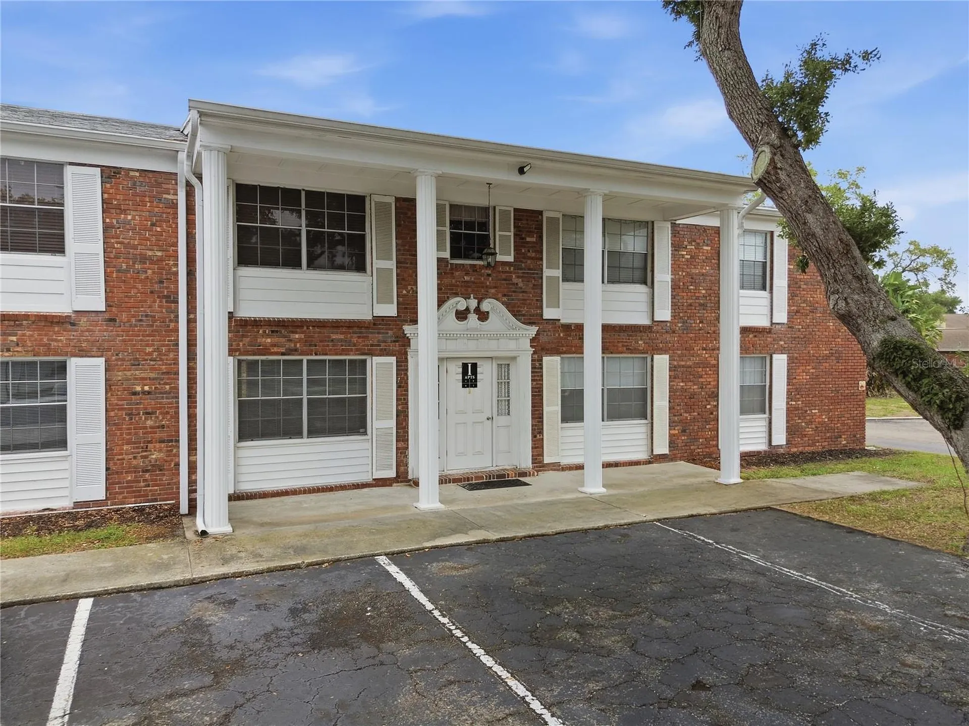 4507 9th Street W. Bradenton FL 34207