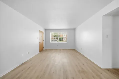 4507 9th Street W. Bradenton FL 34207