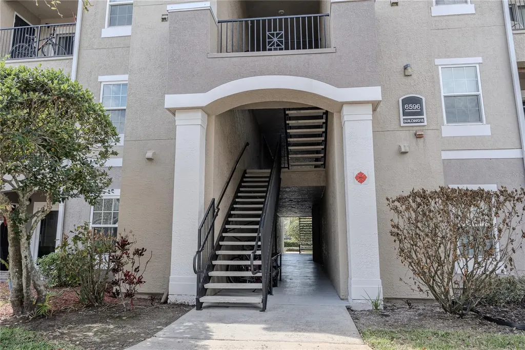 6596 Swissco Drive Orlando FL 32822