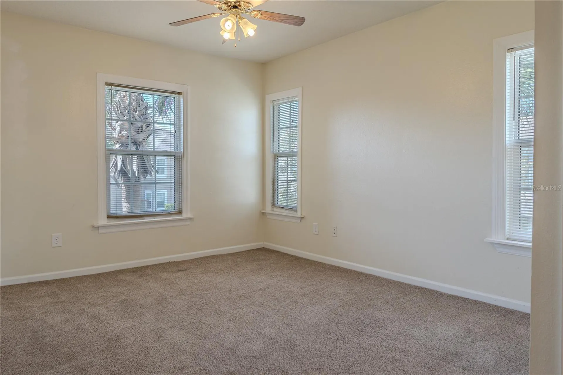 6596 Swissco Drive Orlando FL 32822