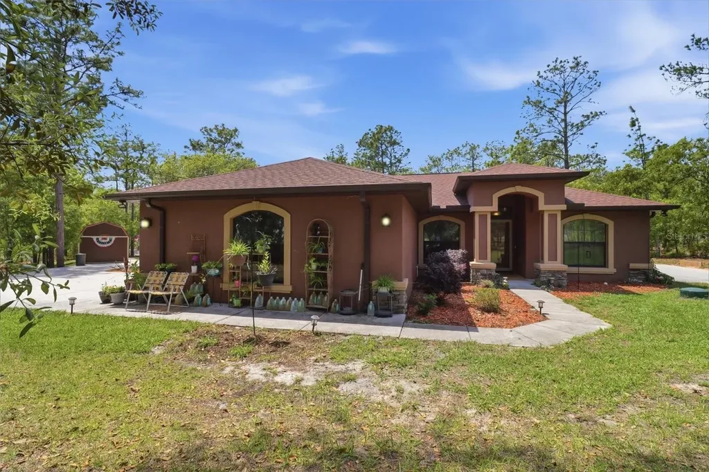 16389 Margot Road Weeki Wachee FL 34614