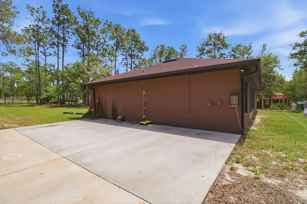 16389 Margot Road Weeki Wachee FL 34614