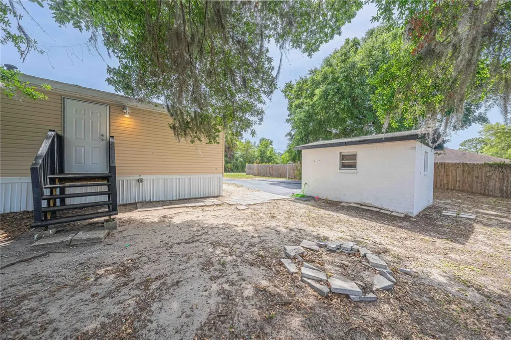 9545 SE 161st Street Summerfield FL 34491