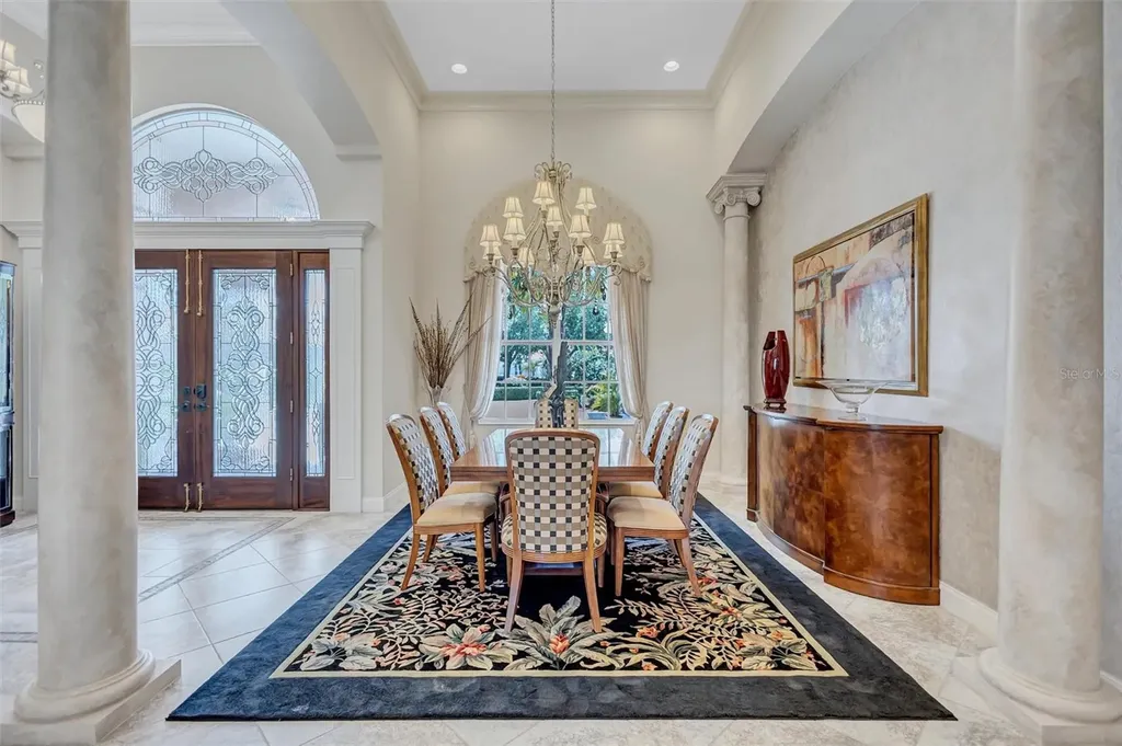 5207 Sand Lake Court Sarasota FL 34238