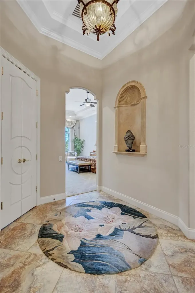 5207 Sand Lake Court Sarasota FL 34238