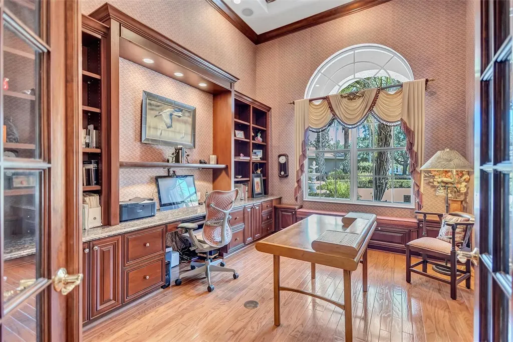 5207 Sand Lake Court Sarasota FL 34238