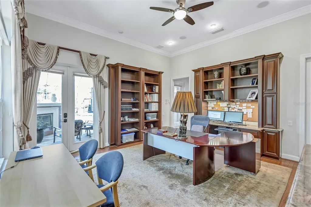 5207 Sand Lake Court Sarasota FL 34238